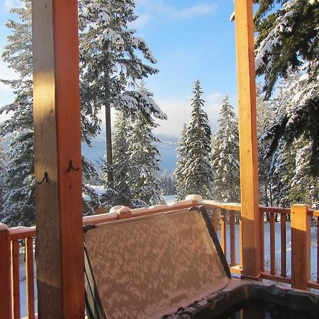 Mount 7 Lodges Golden Eksteriør bilde