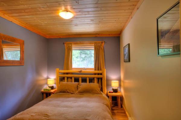 Mount 7 Lodges Golden Rom bilde